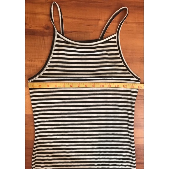 striped large black & white midi dress - Picture 4 of 4